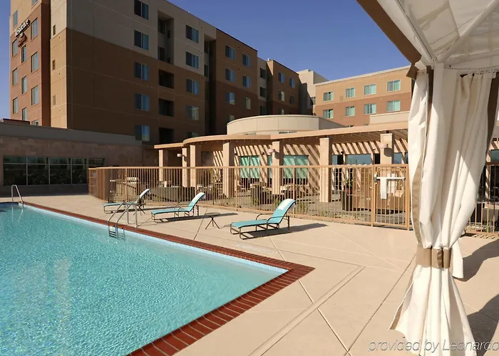 Hotel Desert View At Mayo Clinic 3*